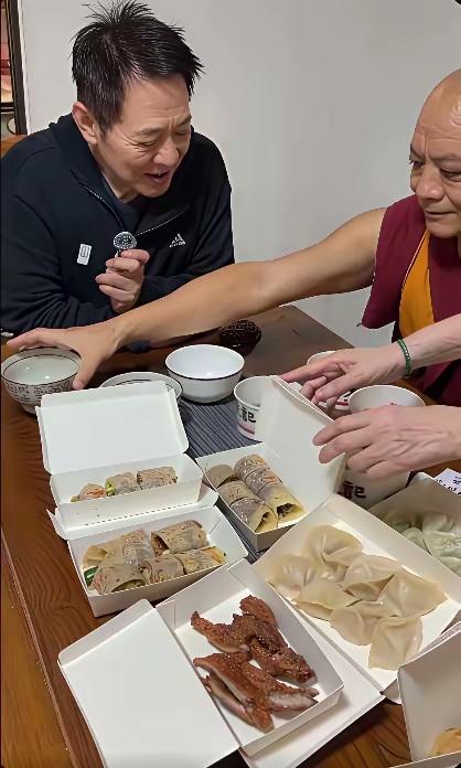 李连杰这么有钱，吃得好清淡