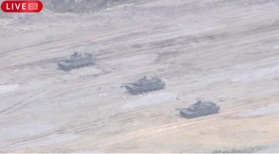 就在4月21号早上，日本那边出了个大悲剧，他们陆自搞坦克训练的时候，坦克居然炸了