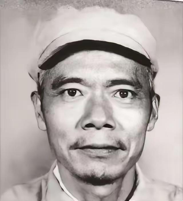 1942年，地下党郑文道求死未果被日军囚于医院。护士换药时总多给一张纱布，他猛然