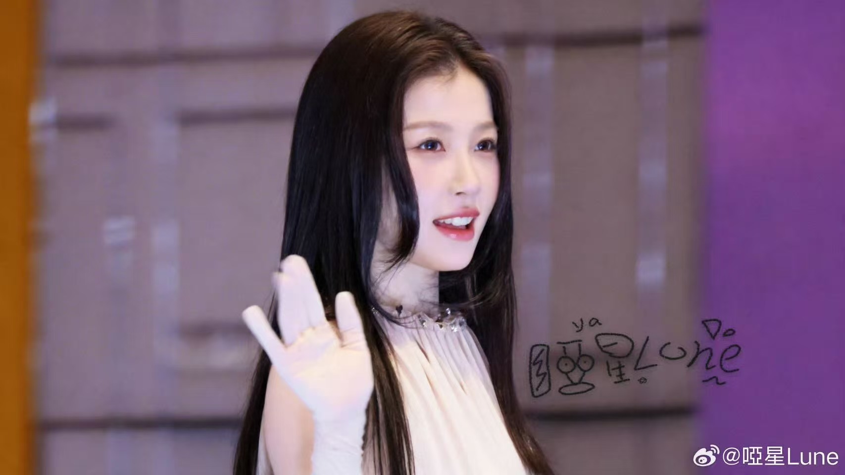 虞书欣生图直出的美貌虞书欣生图饭拍虞书欣生图饭拍，美貌值拉满，