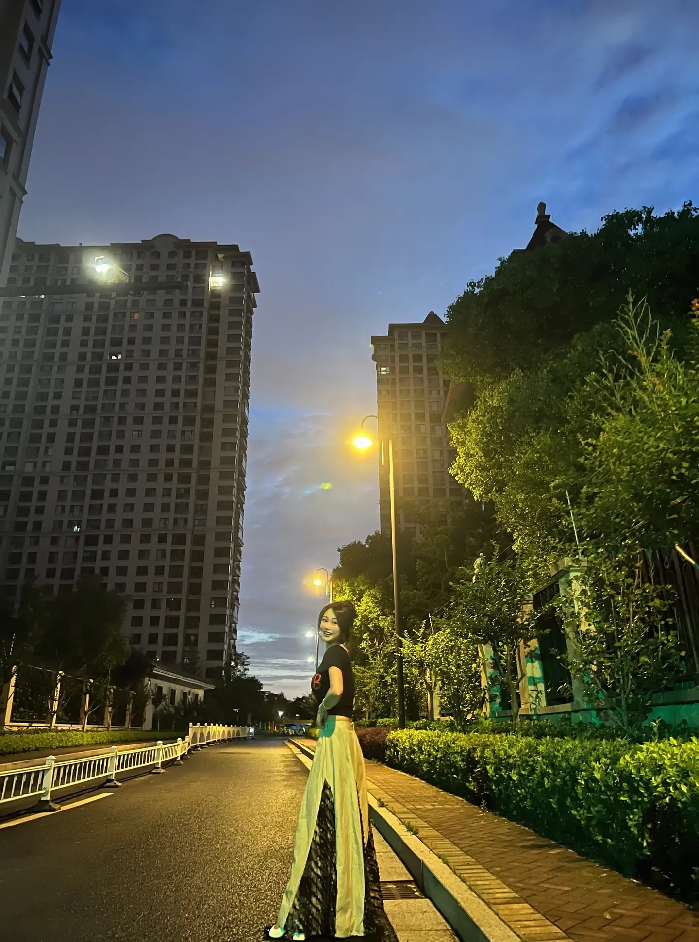 你跟我炫富没有用啊，我又看不懂，给我打钱我肯定知道你有钱
