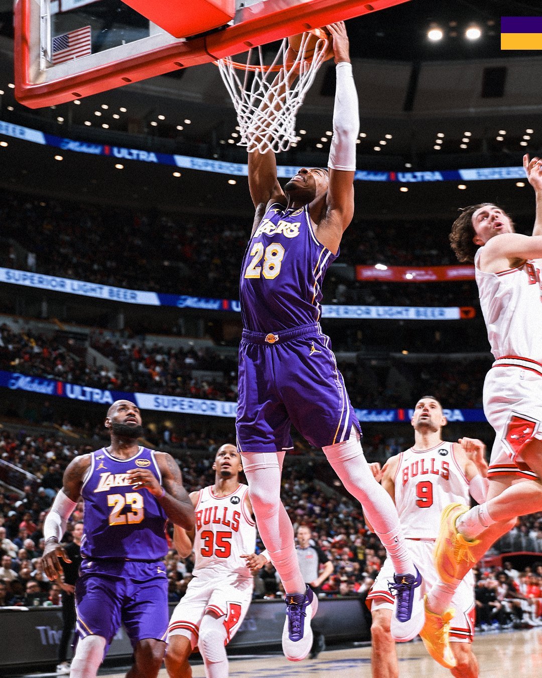 标题：拉拉维亚谈到沟通的改善助力湖人目前的赢球势头作者Edwin Garcia 