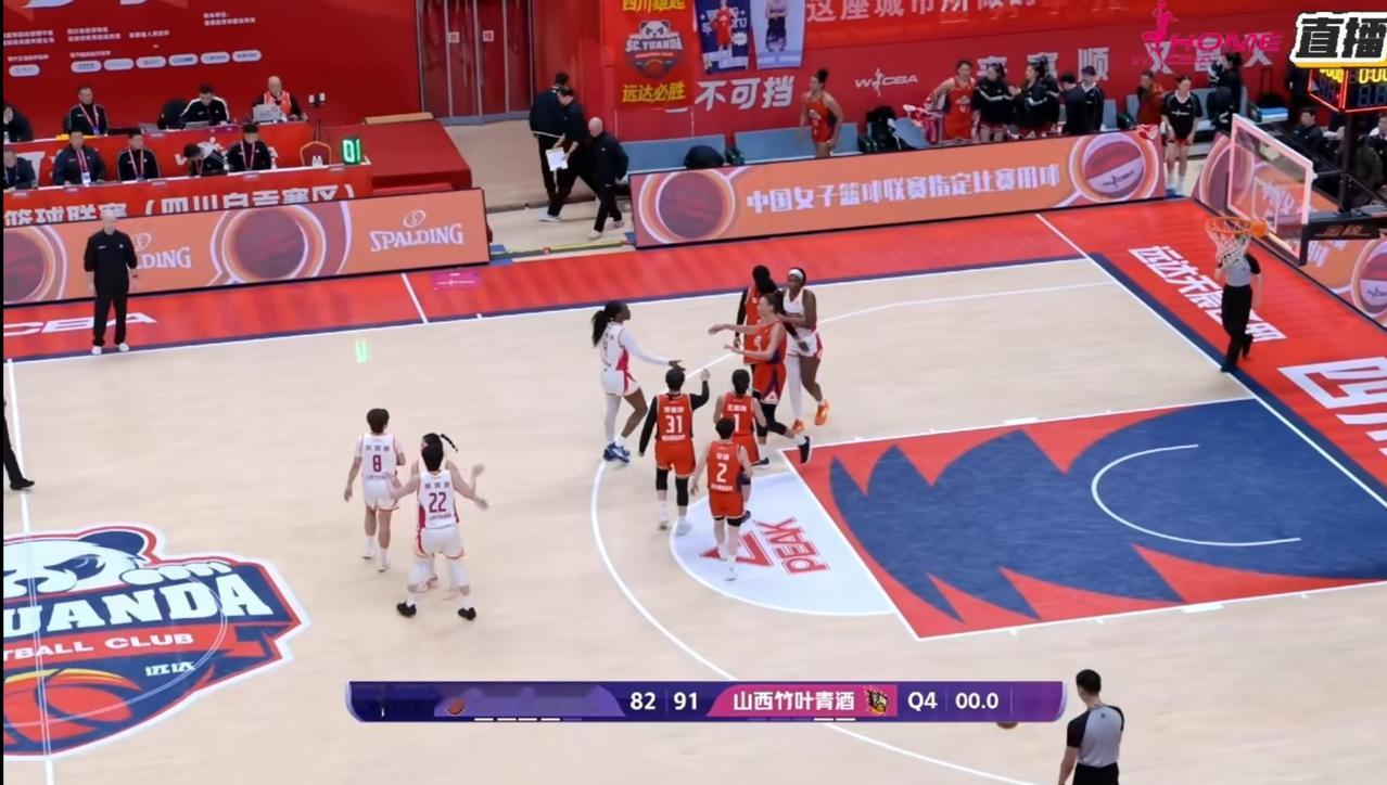 WCBA焦点战，
四川女篮主场负于山西女篮，
今年的四川女篮，
算是让这个迪萨尔