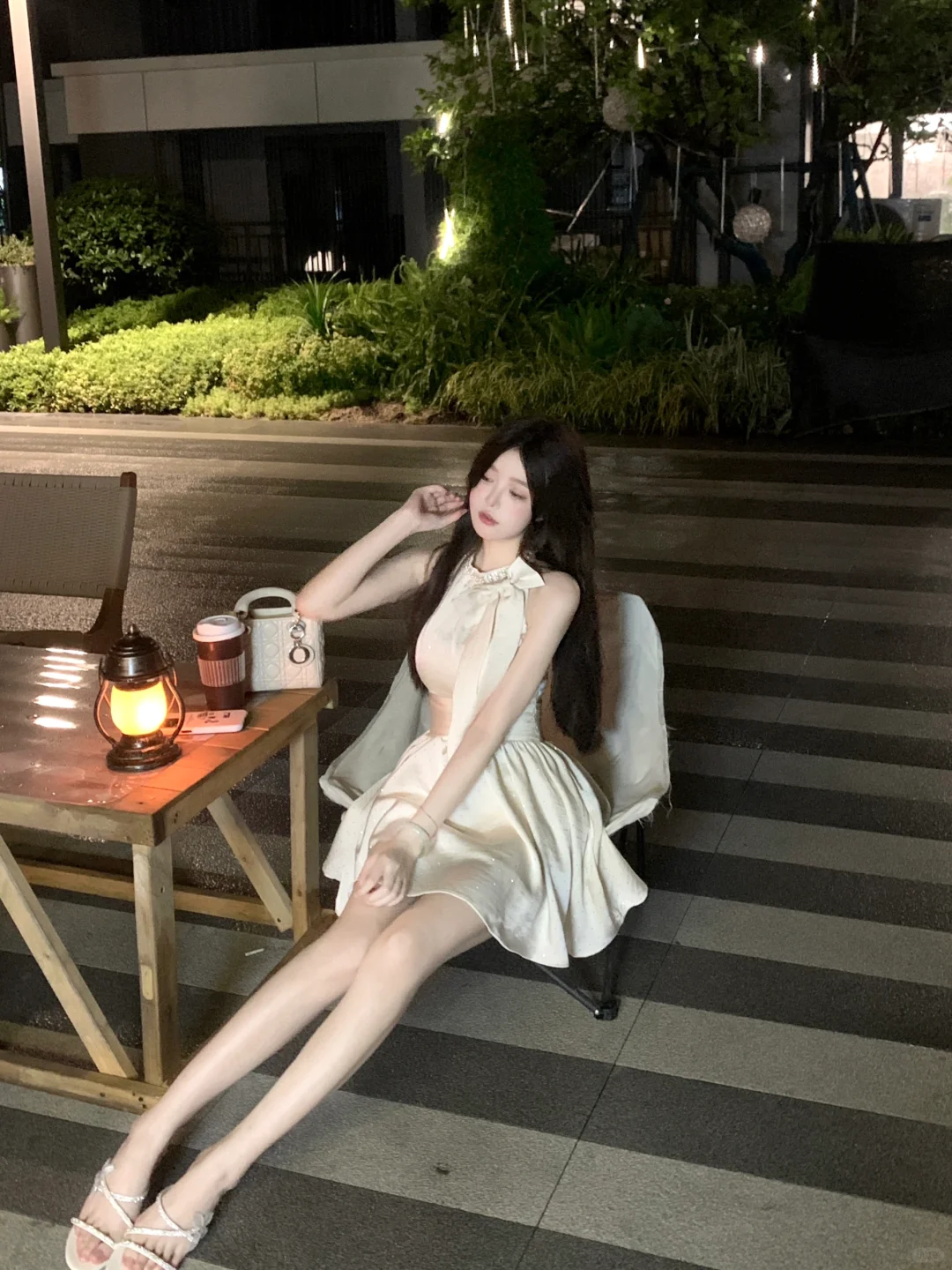 雨后的楼下₍ᐢ •͈ ༝ •͈ ᐢ₎♡