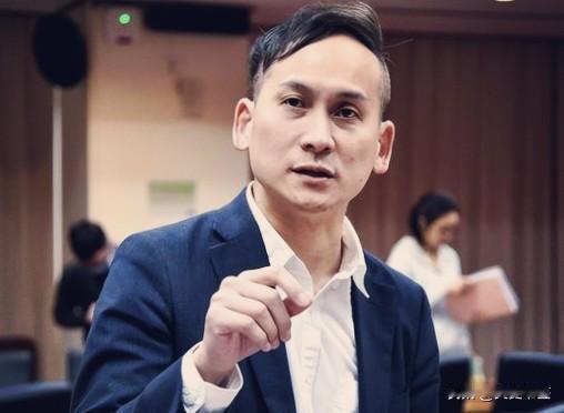 沈伯洋紧急更换选战打法，会赶超蒋万安吗？据台湾媒体报道，台北市长选战局势越发有看