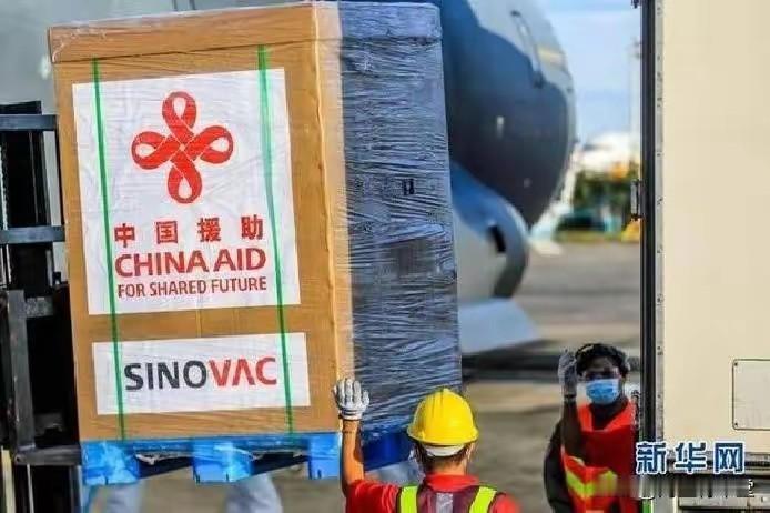 菲重灾：中方给了美国两倍的钱

2025年11月菲律宾遭遇的两场强台风，中国援助