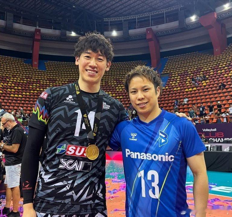 意超男排联赛（LegaVolley）与日超男排联赛（SV League）已正式启