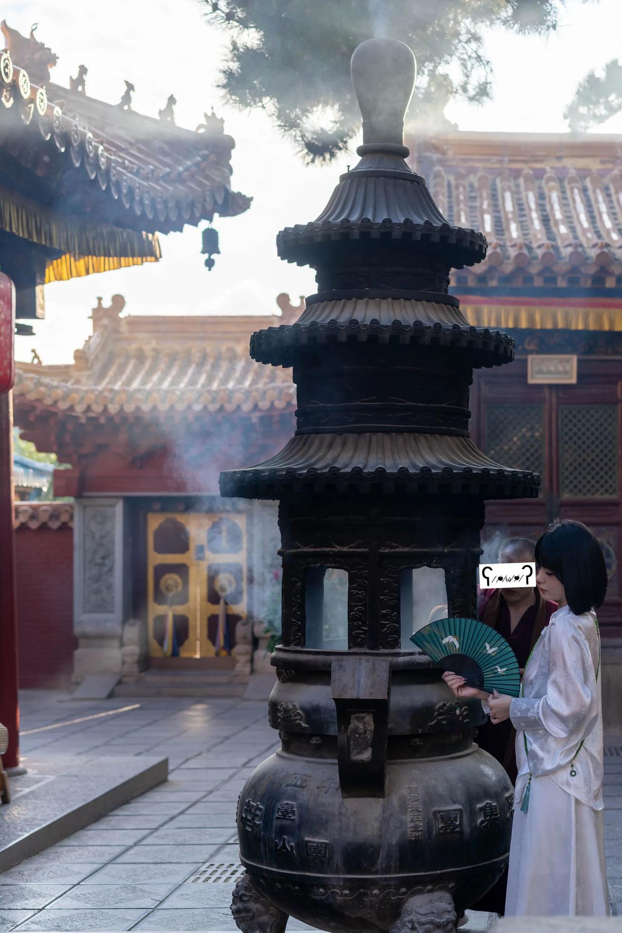 有些地方不欢迎旅拍是对的，你说一会儿掏出个道具，一会儿再多换几个pose，好的光