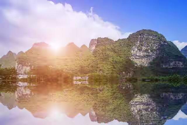 可是，真的是时间太快了吗？还是我们自己，早早放弃了对生活的热爱和追求？

当我们