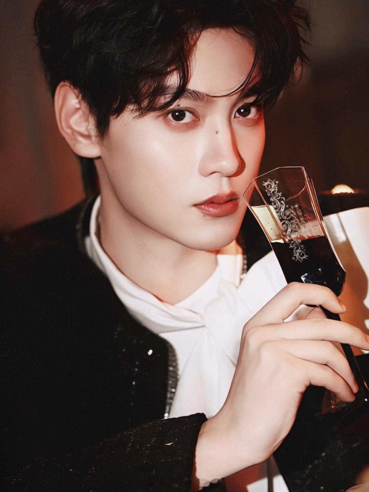 栩你渝生 云熠星河田栩宁、梓渝、云旗、郝熠然这四个人咋了？也没啥交集呀