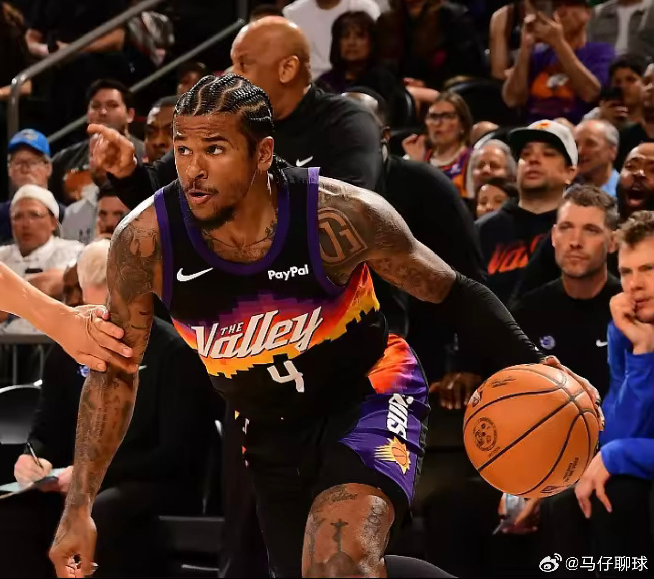 3月14日讯 太阳队客场以115-122不敌猛龙。本场比赛太阳队球员杰伦·格林表