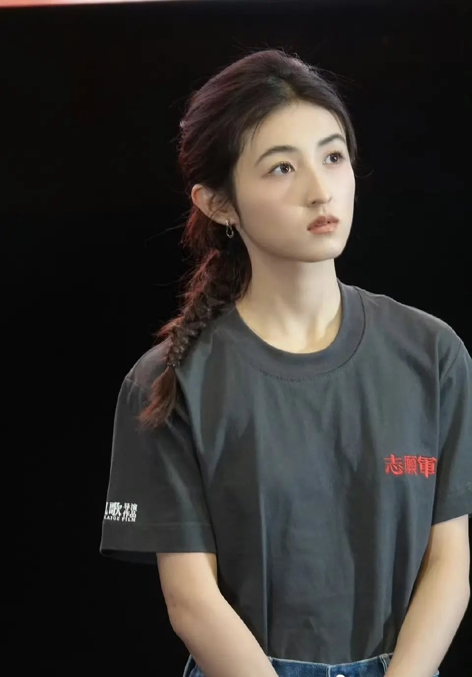 张子枫工作室啊，别人咋拍的都比你好看 ​​​