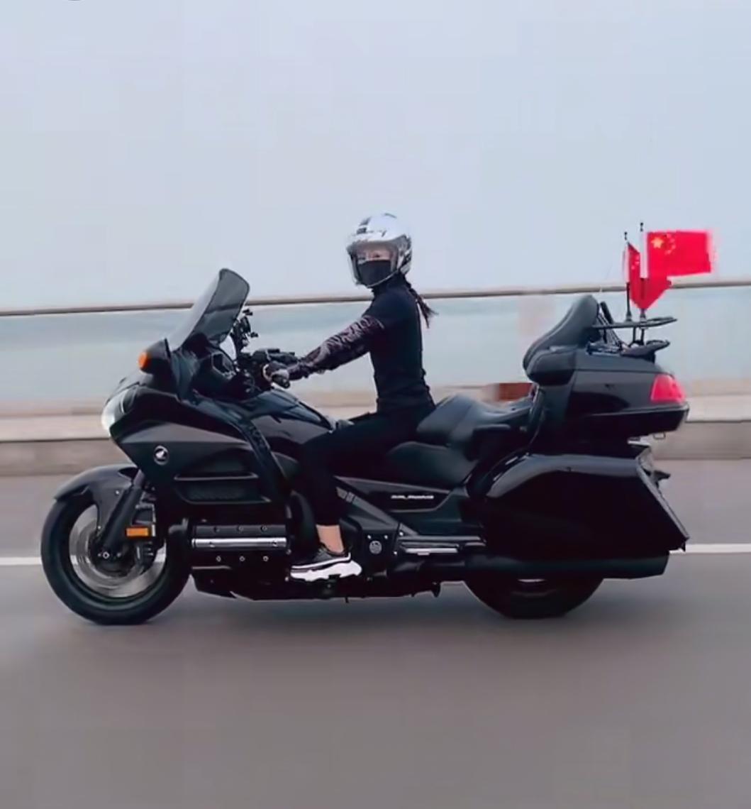 摩托车上路政策放宽，三大利好让摩友直呼春天来了！
摩托车政策迎来重大调整！贵州省