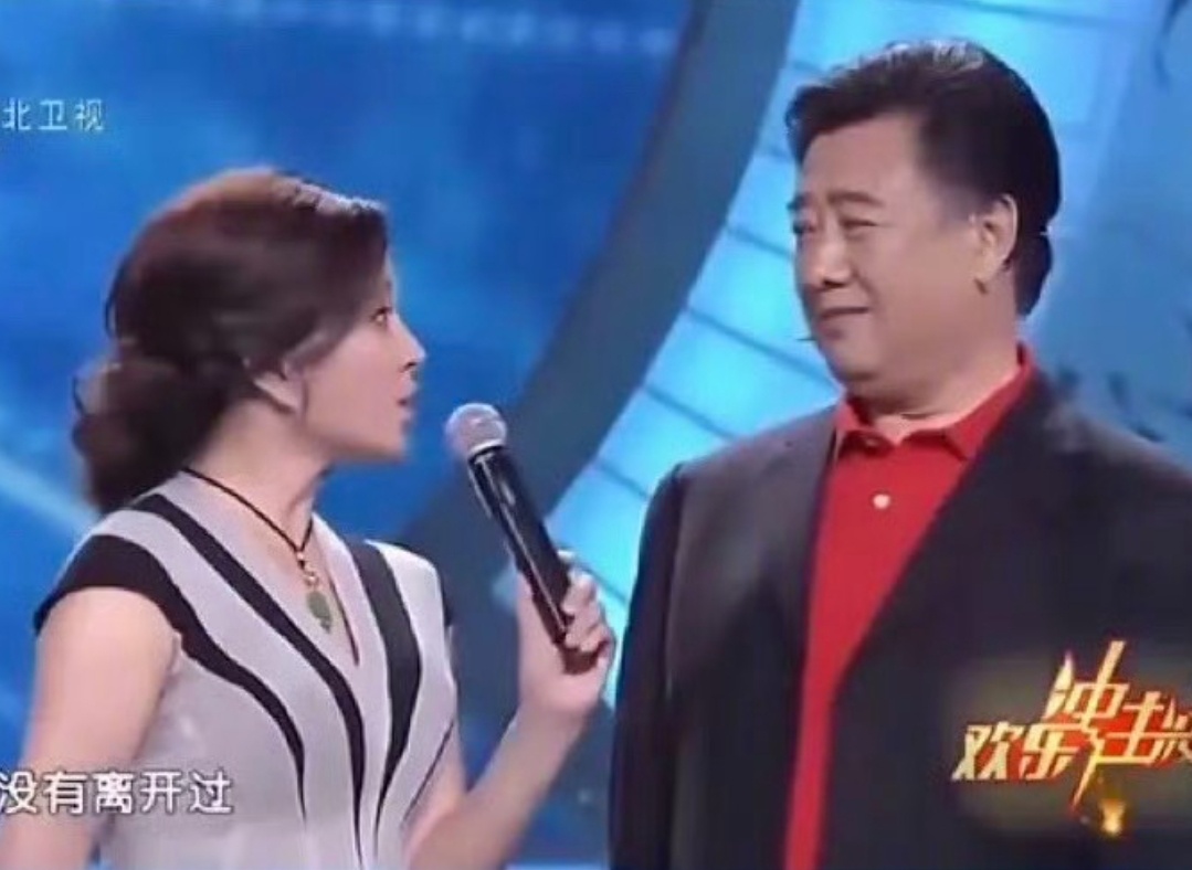 笑死，手撕姜文的前夫哥（陈姓导演），离婚多年后还上节目表白庆奶。啊啊啊啊这副深情
