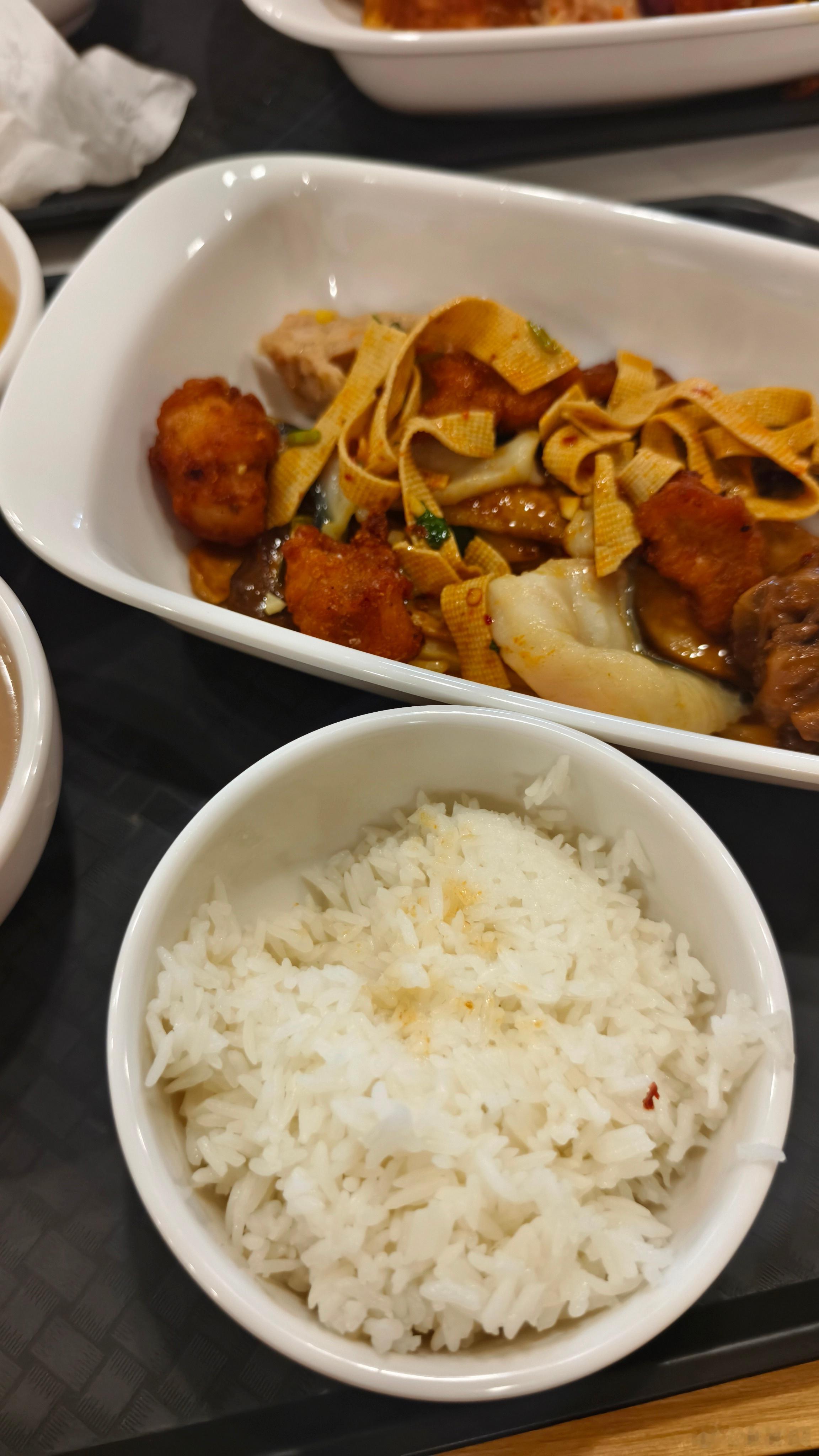 吃饭吃饭 