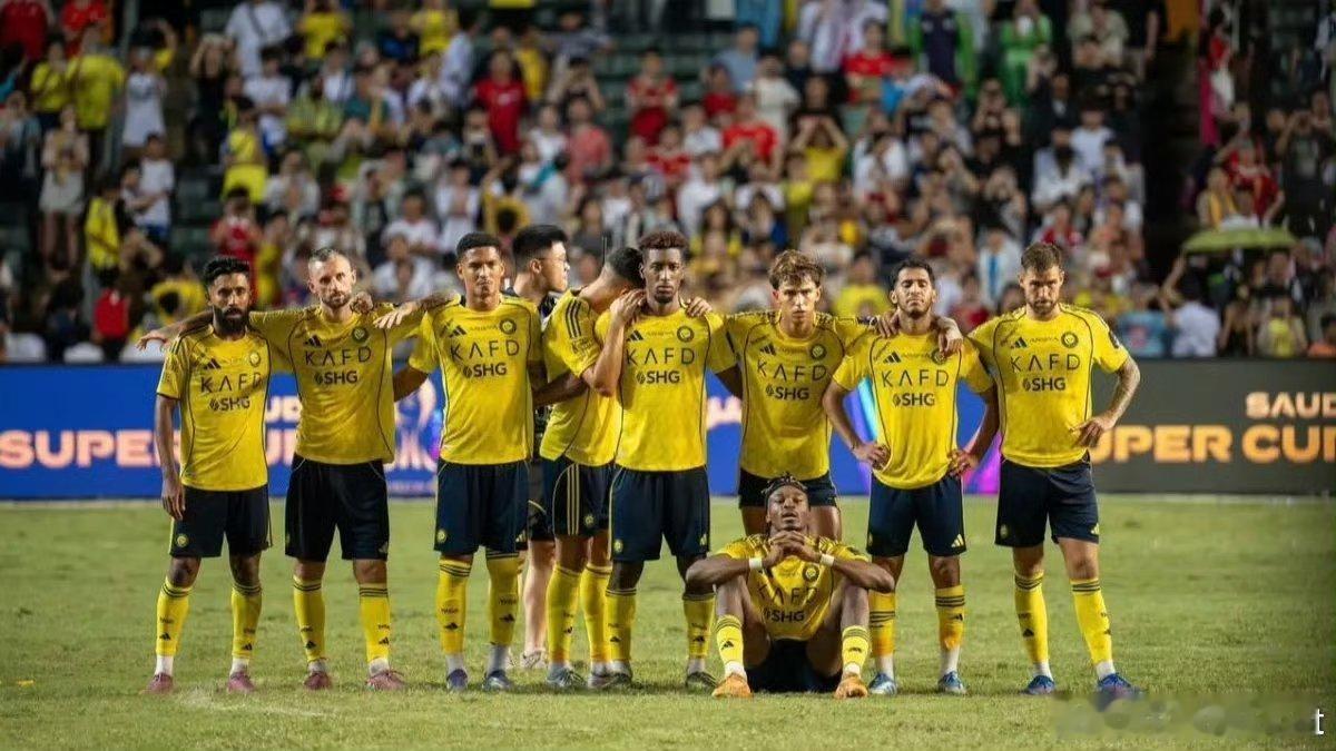 C罗 据体育场迪拜祈祷vs利雅得胜利 本场首发预测门将：本托后场：布谢尔、西马坎