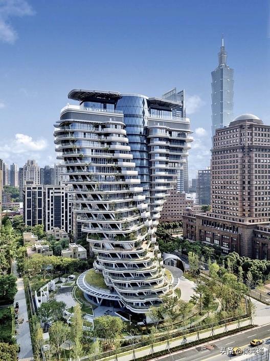 台北市的新地标——陶朱隐园

台北的陶朱隐园是一座位于信义区的豪华住宅大楼，以其