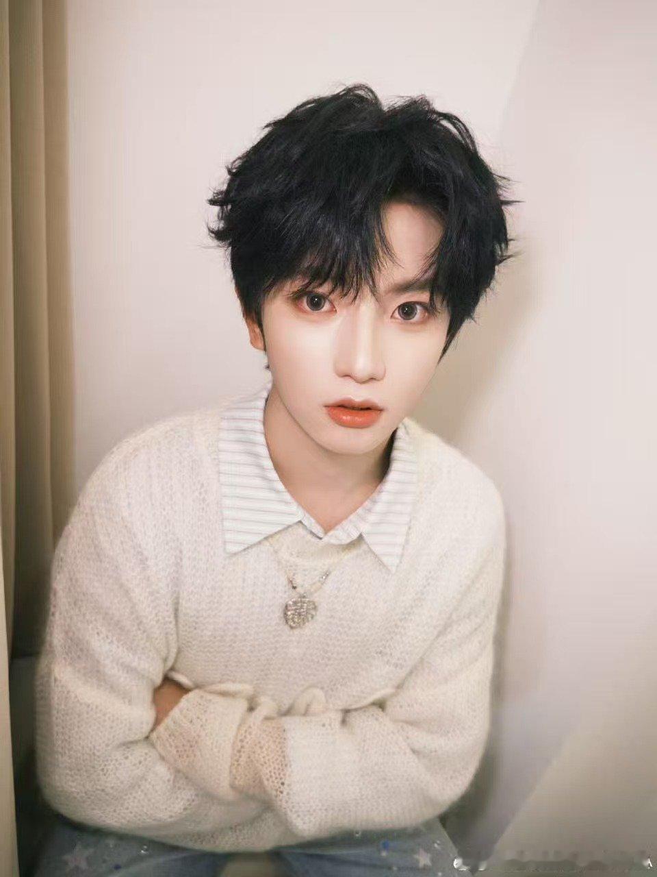 从陆地扎根生长，汲取每一分养分；向海洋奔赴而行，拥抱无限的蔚蓝。? 恭喜 入选2