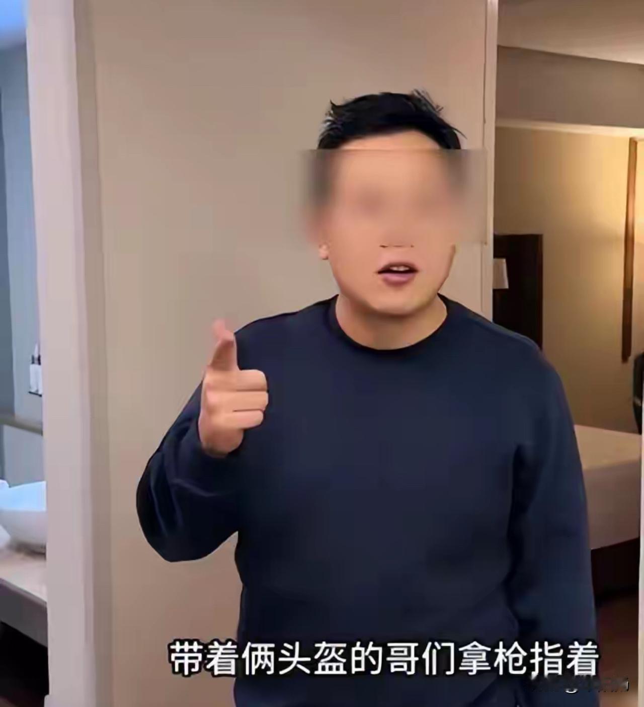 出过国，更爱国。这句话可不是开玩笑！
为了去墨西哥看世界杯揭幕赛，6月10日当天
