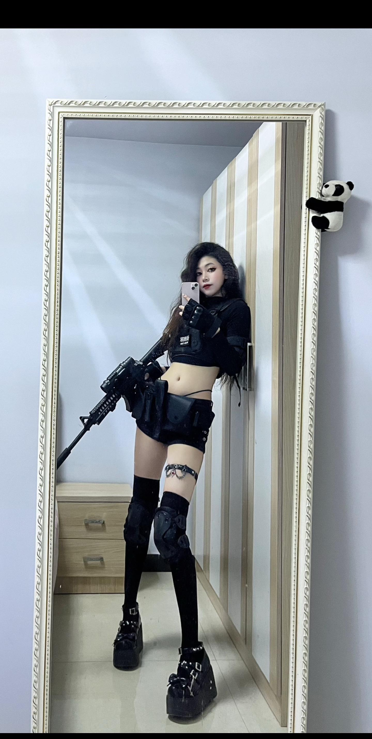 怎么办呢 你像是那种报复我的时候会再次爱上我的蠢货