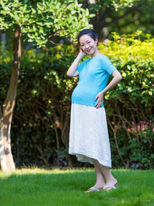 哪个女人不留点儿私心? 哪个女人不留点儿私心？真心喜欢你却刻意克制的女人，私心就