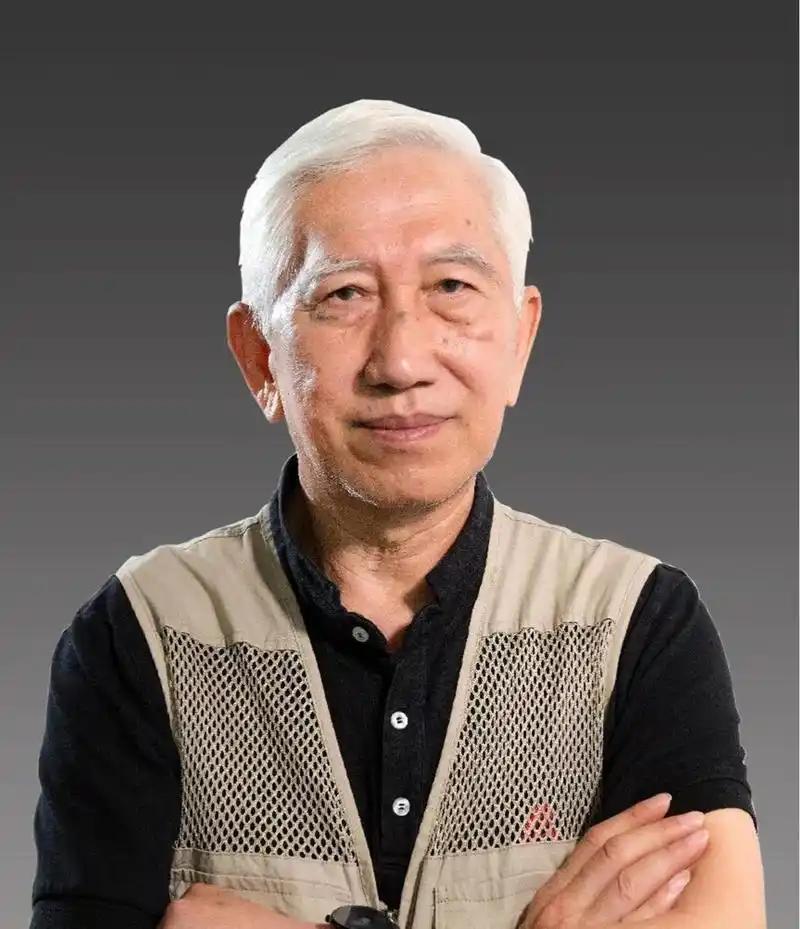 清华教授柳冠中曾经再次语出惊人！国人该清醒了！他质问道：“无人机、无人驾驶、无人