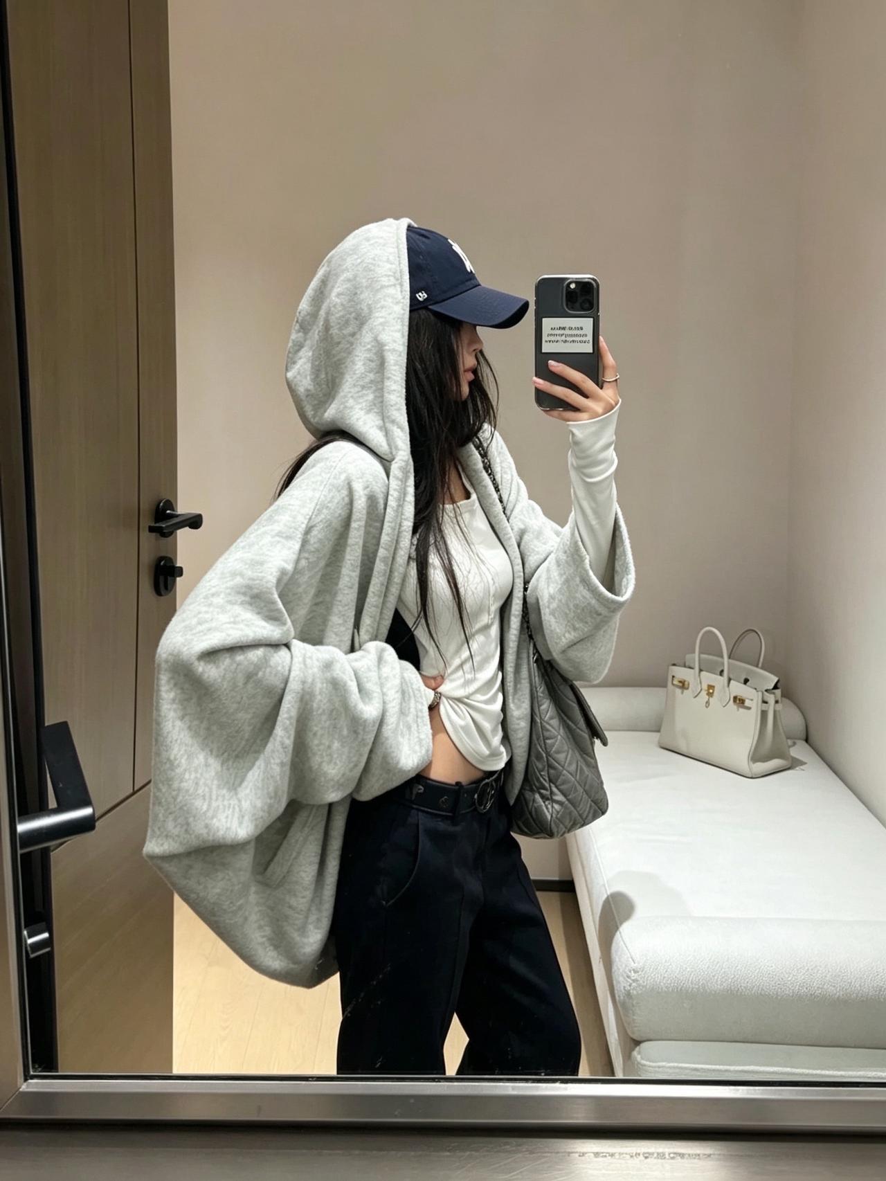 慵懒感连帽卫衣 今日份outfit 休闲穿搭ootd 被问爆ootd 慵懒风连帽