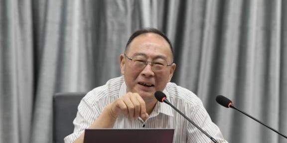 中国未来五年日子不好过！ 金灿荣 教授曾发出警告：未来五年极有可能发生一件大事，