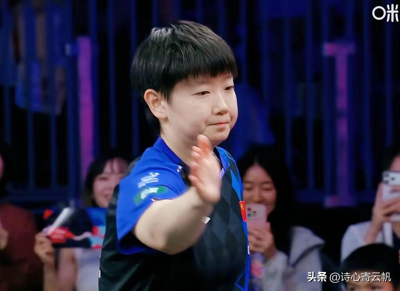 孙颖莎怎么了？4:1赢了大迪之后也没笑呢！
​今天莎莎整场比赛都很严肃，
特别是
