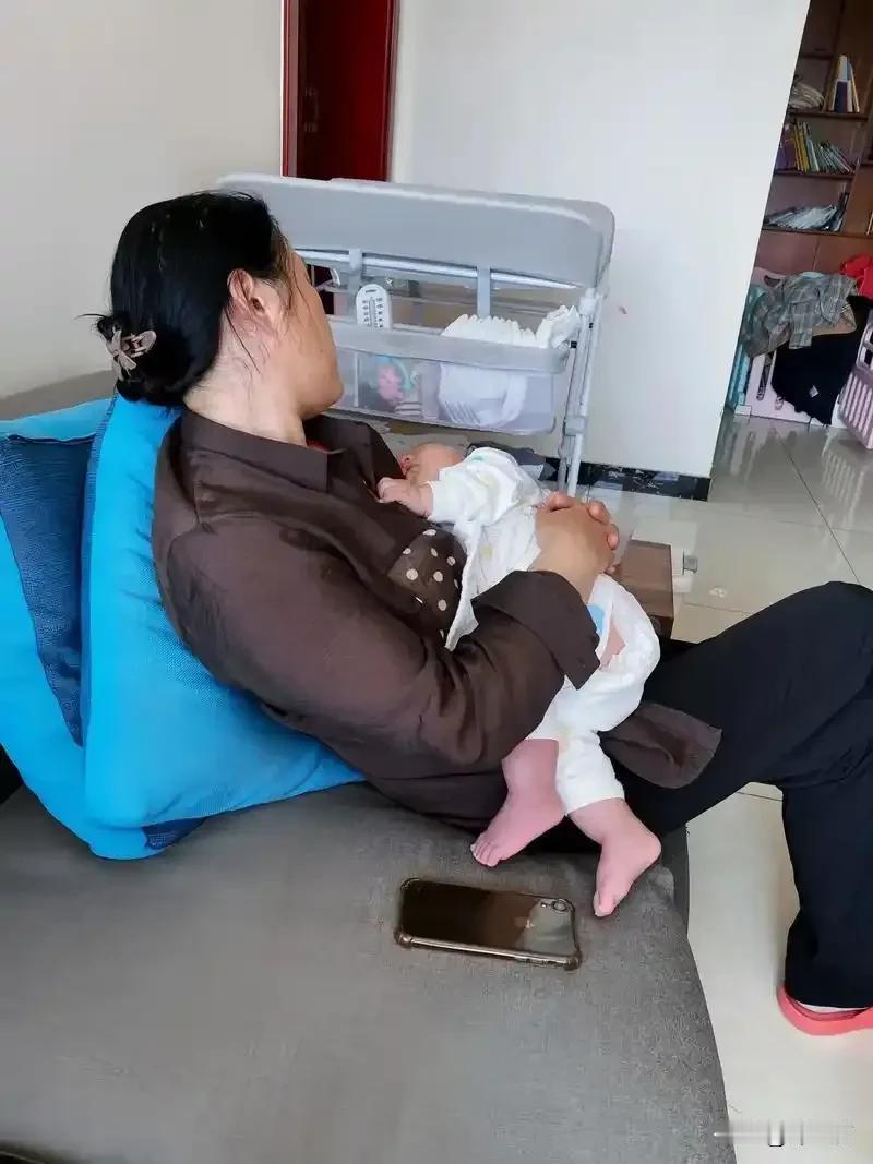 别总抱怨婆婆不好，
除非你一样都没享受到  

1.你们现在住的房子，首付和装修