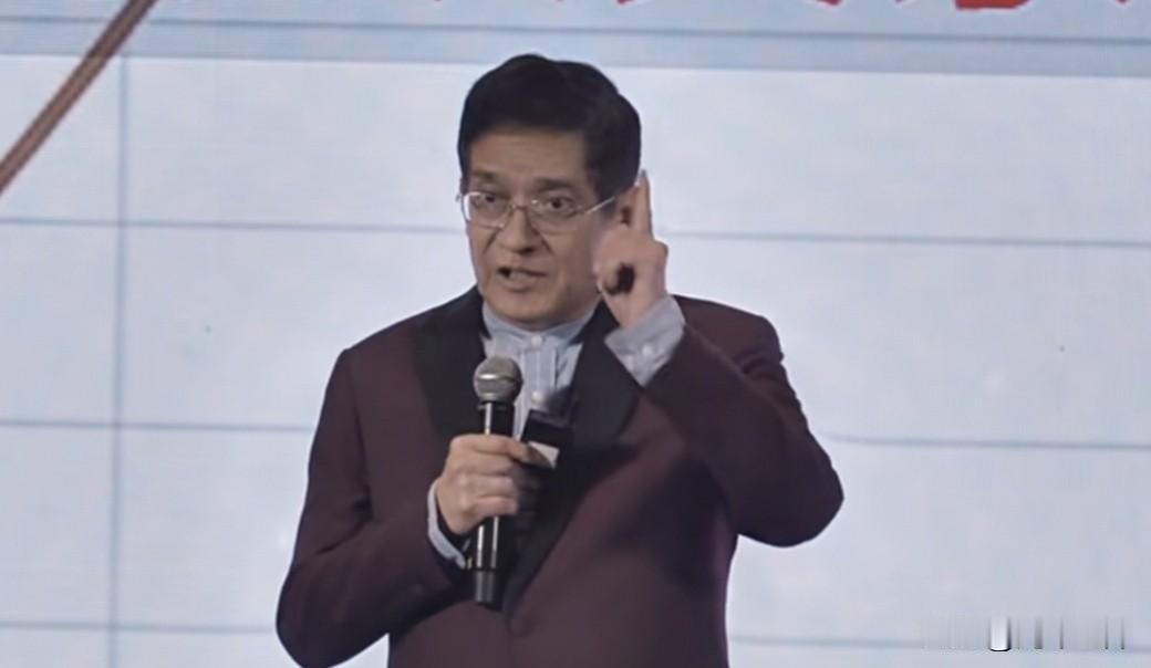 散户亏钱真不是你菜！郎咸平撕开市场遮羞布：普通人再努力，也逃不开先天劣势
 
很