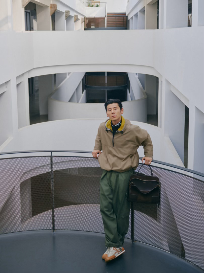 蒋奇明老实人豁出去了蒋奇明只能戳吗想捏 老实人豁出去太可爱了！乖乖配合的样子好乖