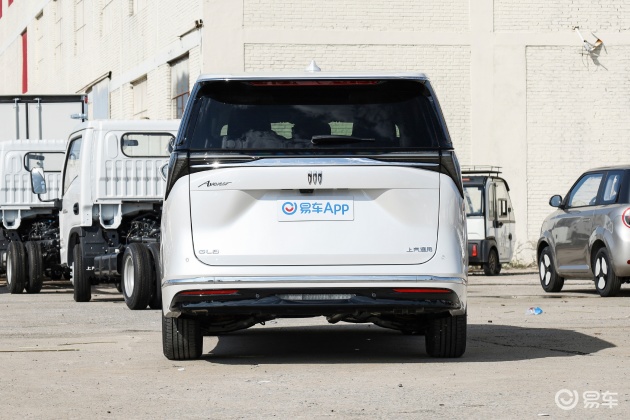 [小鲨帮选车]2.0T的别克GL8豪华不输bba 车友：上市必火