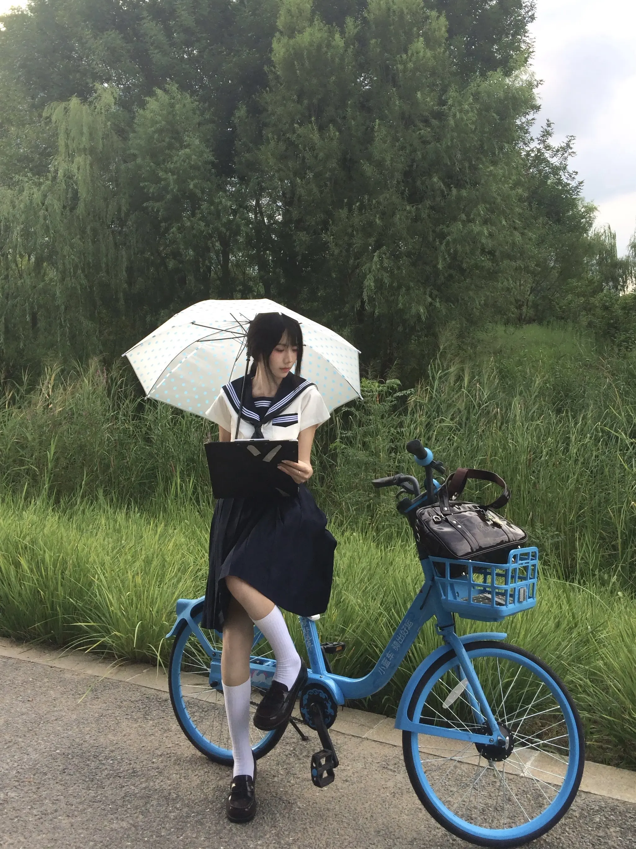 暴风雨来临之前
