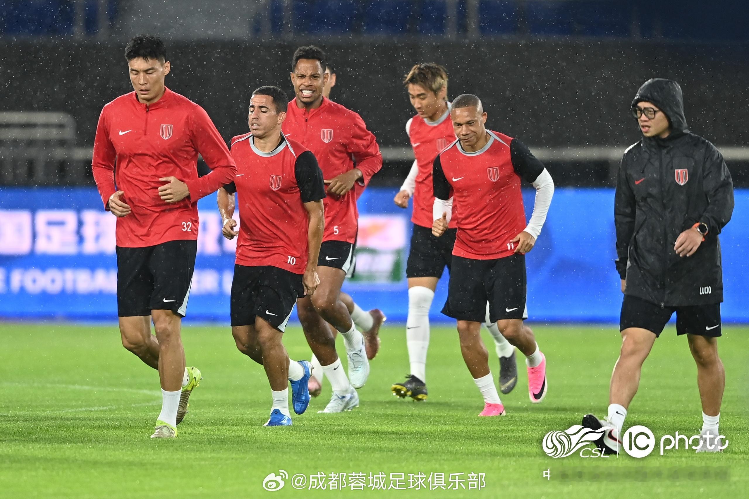 成都蓉城ForBetterCity中超联赛浙江俱乐部绿城vs成都蓉城 8月14日