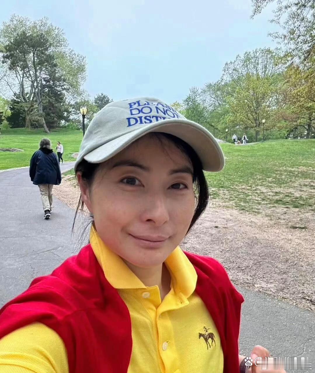 郭晶晶晨跑素颜，展现自然之美，你给她打几分？ ​​​