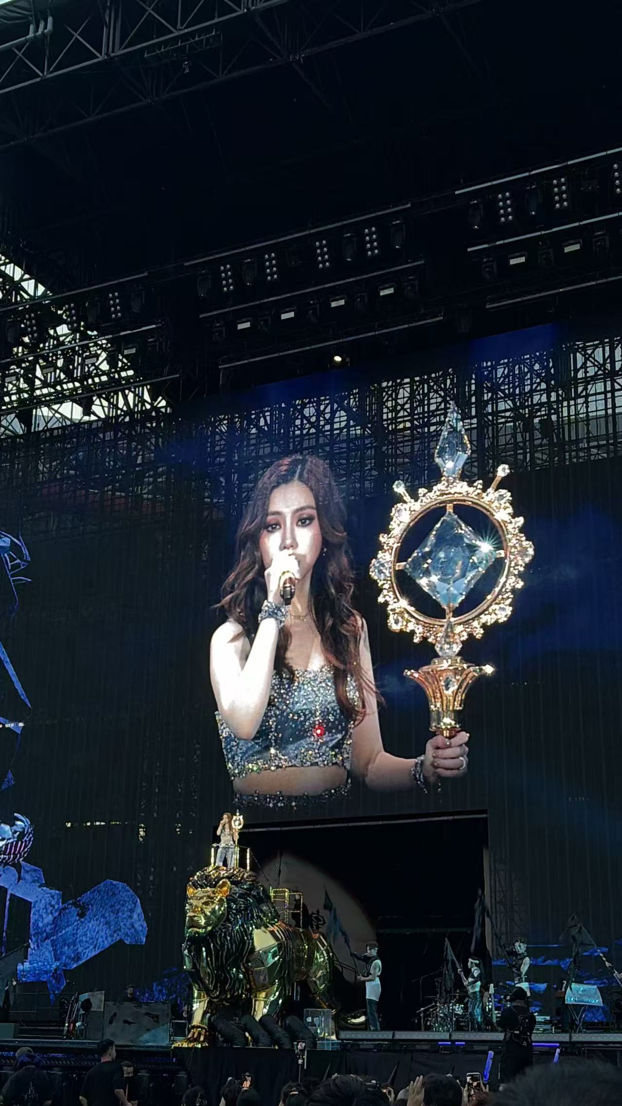 邓紫棋 额滴神啊 妈妈好sexy