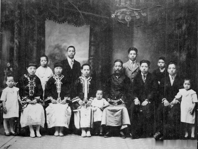 1921年广东，陈家，全家福 