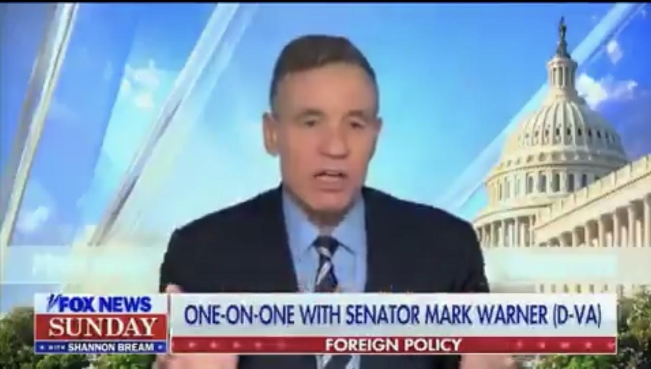 美国民主党参议员沃纳在福克斯节目里说：

“在不到一年的时间里，特朗普动用军队对