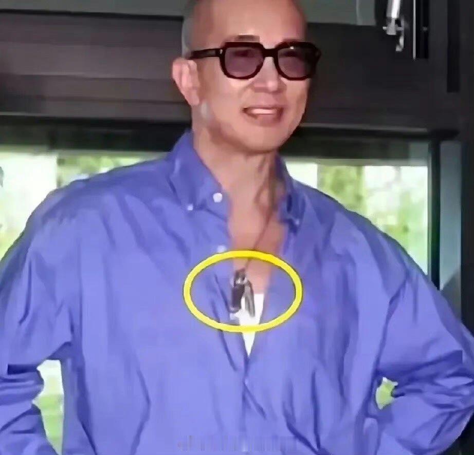 谁说具俊晔没钱？一条羽毛项链7万！两双限量版球鞋近两百万！感觉具俊晔对自己很舍得