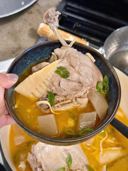北美复刻上迪酸萝卜老鸭汤🍲开胃又过瘾❗️