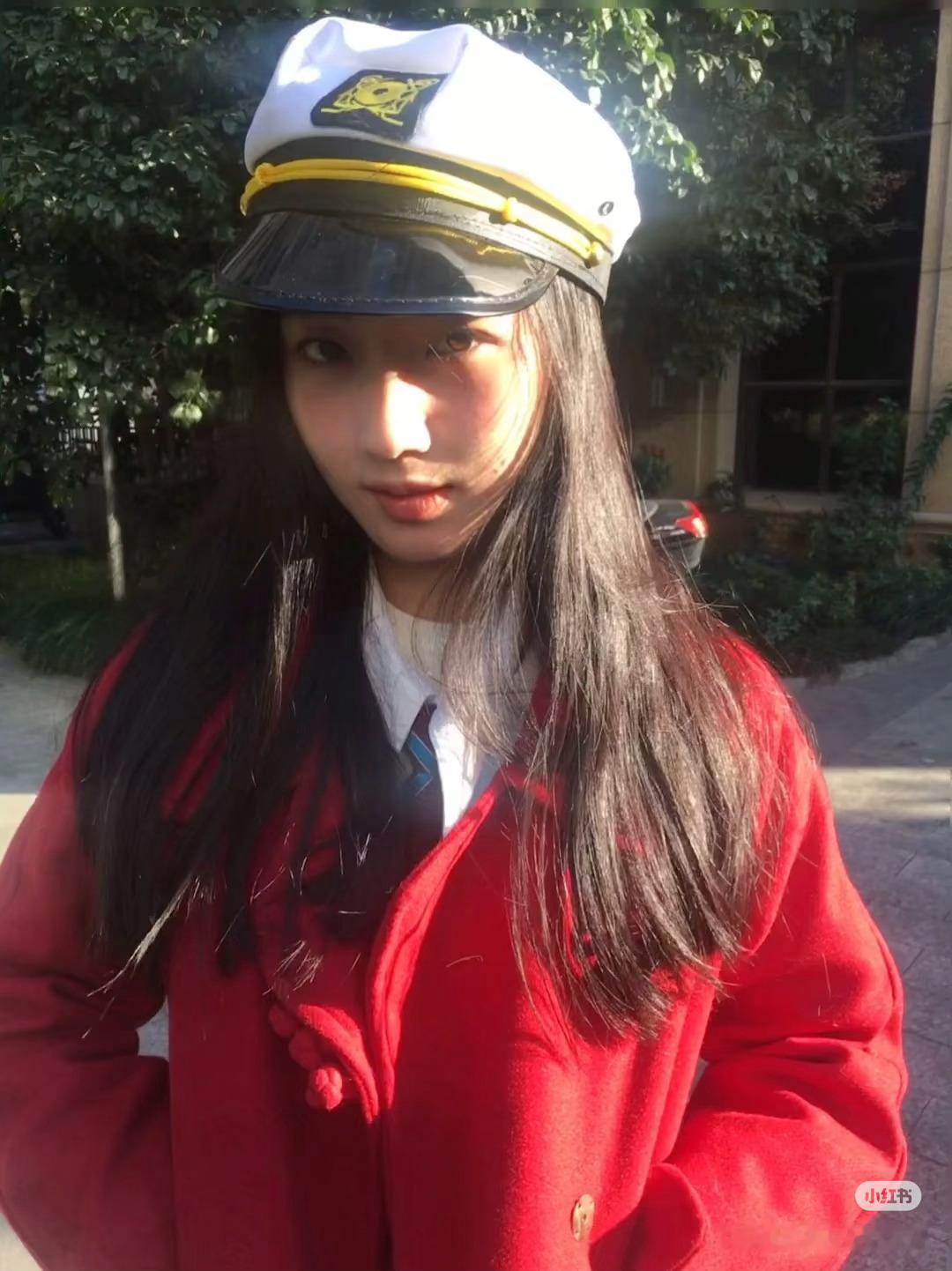 卢昱晓   🌷卢昱晓轧戏🌷卢昱晓胡羞这温吞世俗 人间烟火 只有你是我的江河湖