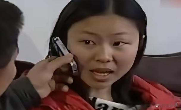湖南一女子天生聋哑22年，嫁给一个疼她的丈夫，在婚后平凡的日常瞬间，一日丈夫说：