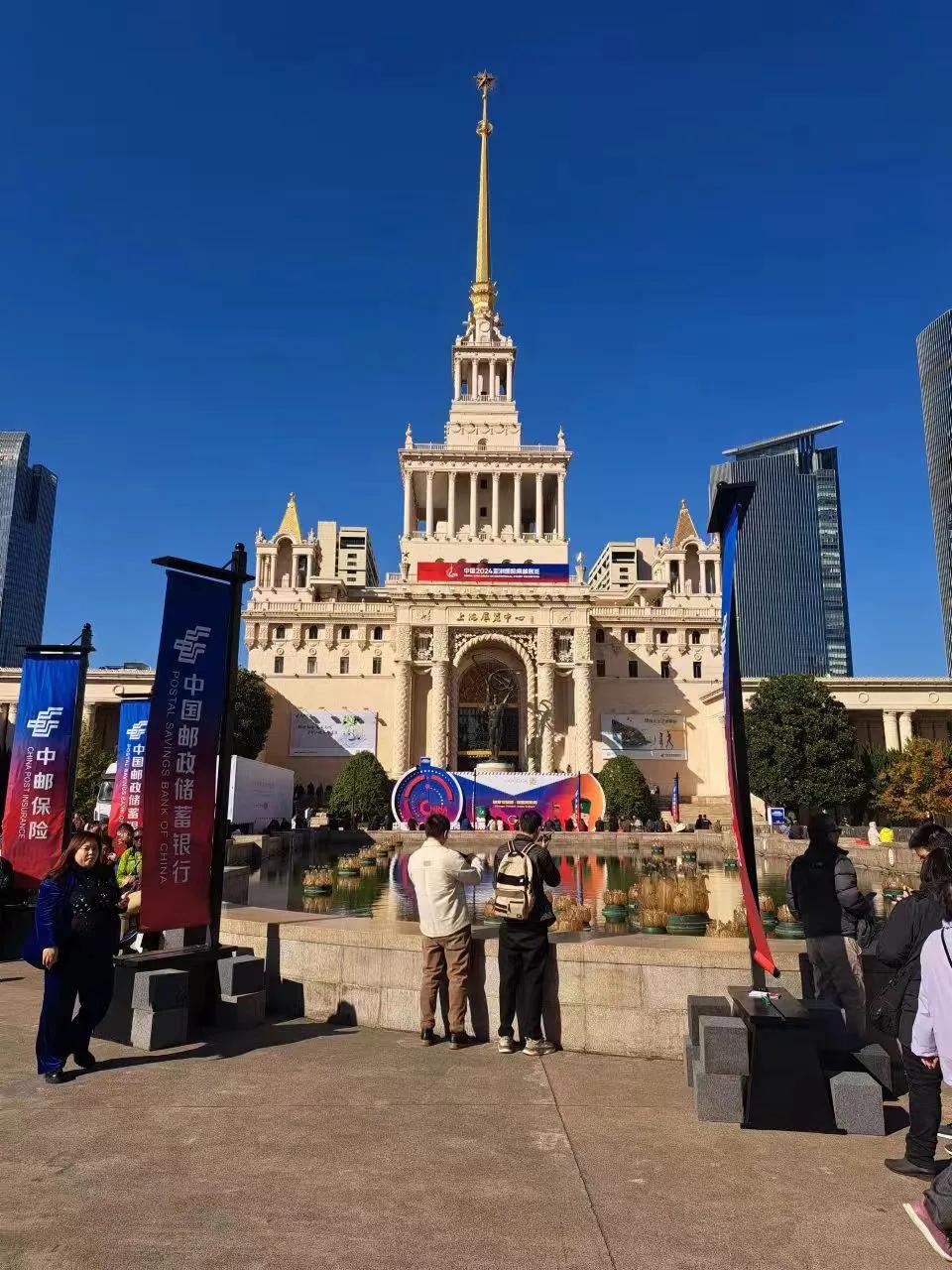 亚邮展在上海的可以去看看，文化活动很多，小孩学习很不错。这次跟儿子一起去的，盖了