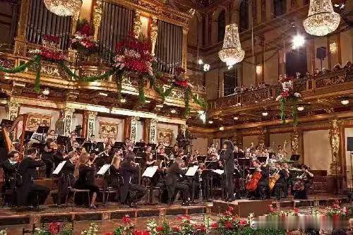 历史上的今天，1939年12月31日——在克莱门斯·克劳斯指挥下，奥地利维也纳爱