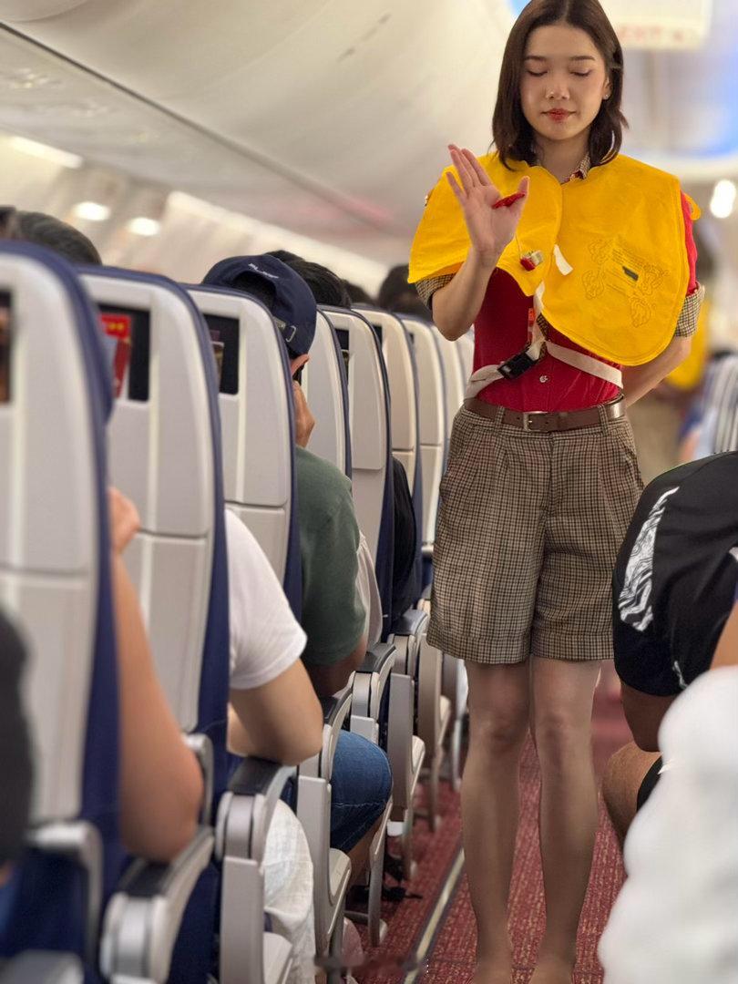 泰国越捷空姐，简直比泰国明星还美 