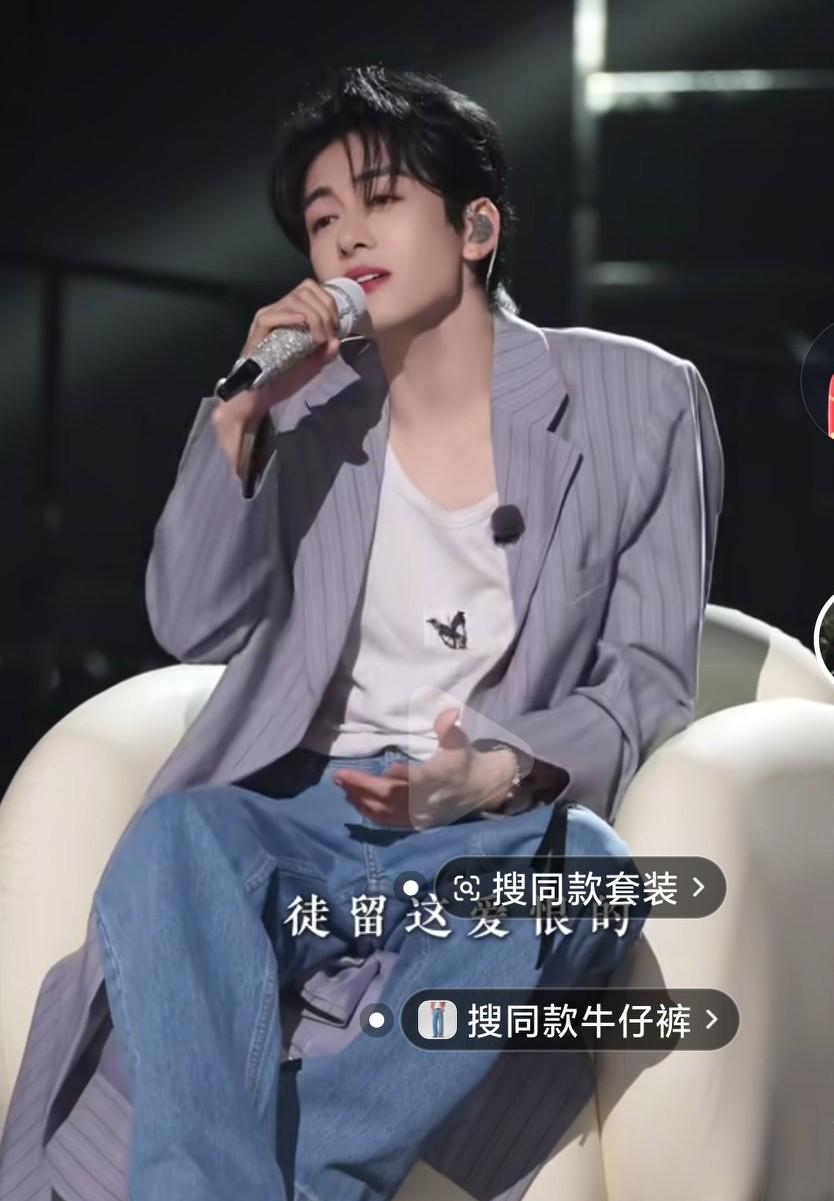 曾舜晞真的是越来越帅，越来越优秀啊，参加这个综艺节目真的是让大家又重新认识了他啊