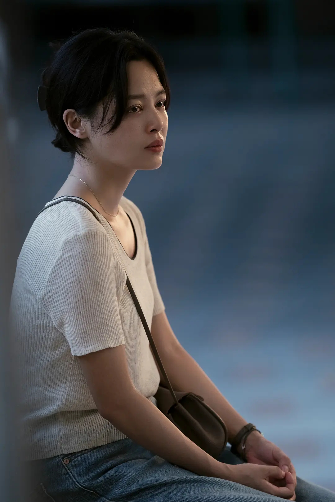 辛芷蕾凭借《日掛中天》荣获导协2025年度荣誉「年度女演员」。 辛芷蕾导协年度女