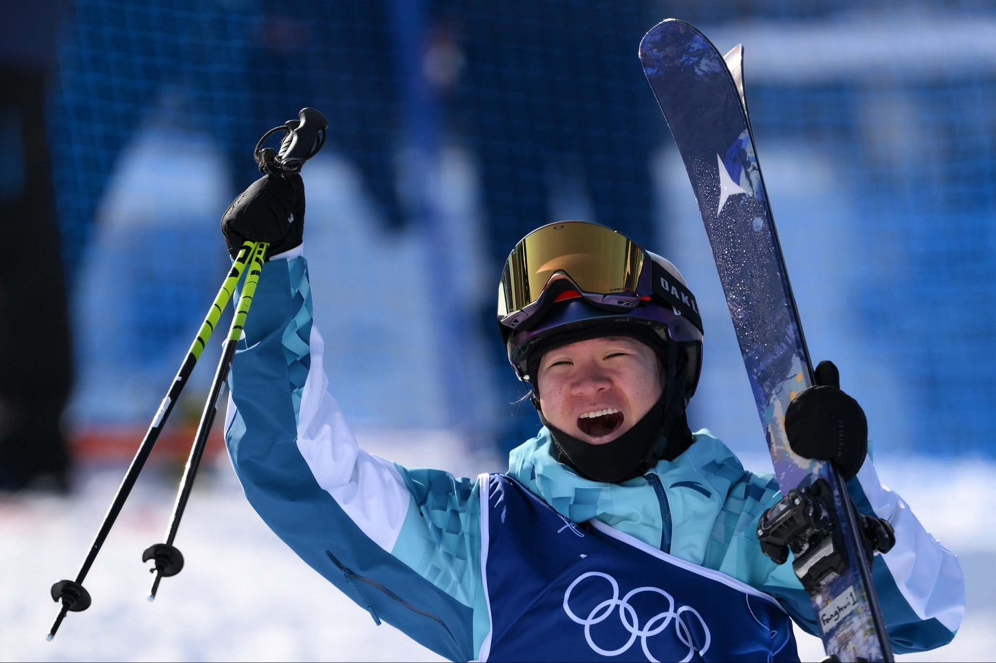 谷爱凌李方慧 慧当凌绝顶太牛了！！！！！！谷爱凌金牌🏅李方慧银牌🥈谷爱凌李方