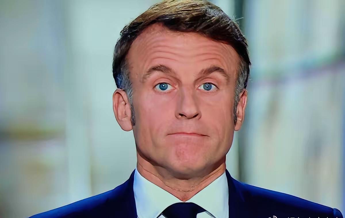 突发新闻：
法国已正式从纽约联邦储备银行提取了其所有黄金储备。
​马克龙悄悄卖掉